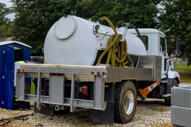 Affordable portable toilet rental in Des Peres, MO